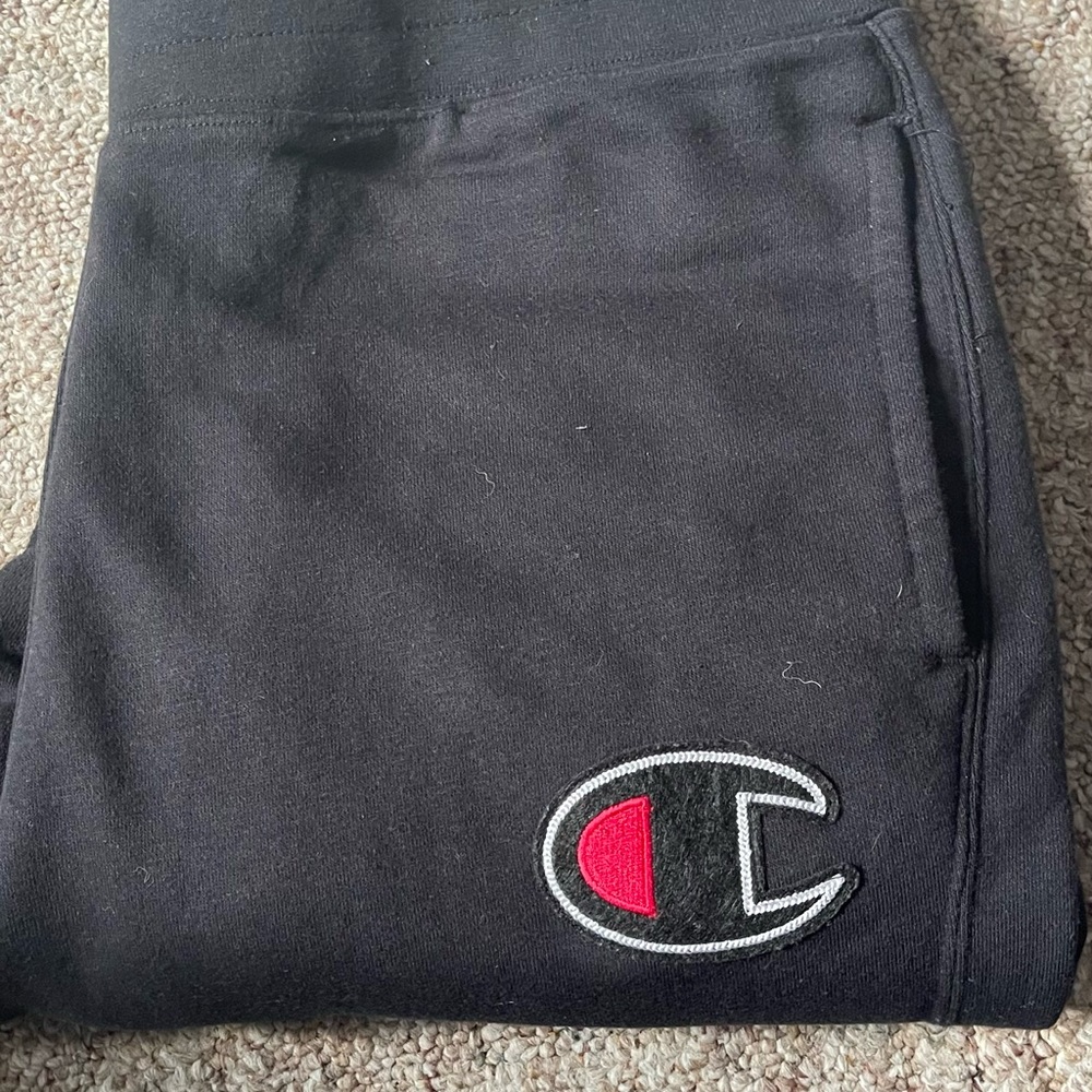 BRAND NEW CAMPIONS SIZE SMALL